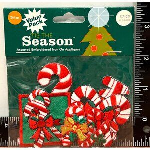 Assorted Embroidered Iron-On Christmas Appliques Value Pack  AP12525-123